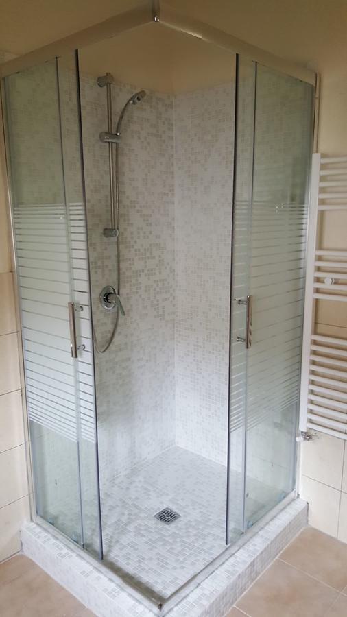 Camera Familiare con Bagno Privato