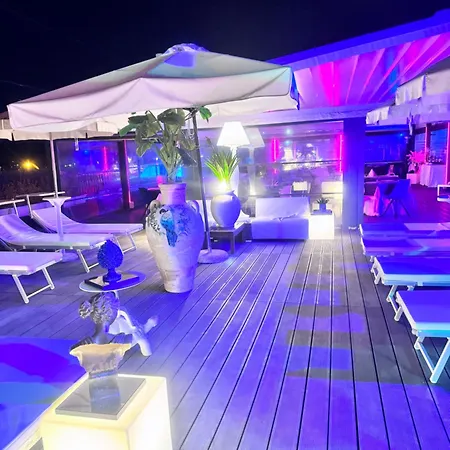 Tribus Boutique Hotel-3